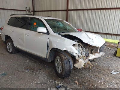 TOYOTA HIGHLANDER 2013
