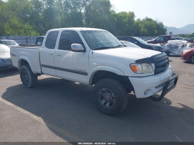 TOYOTA TUNDRA 2004