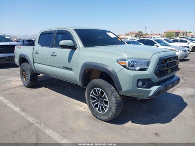 TOYOTA TACOMA 2023
