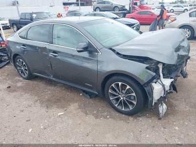 TOYOTA AVALON HYBRID 2016