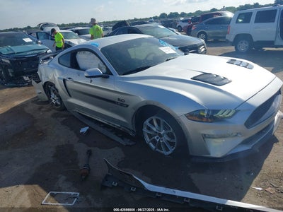 FORD MUSTANG 2019