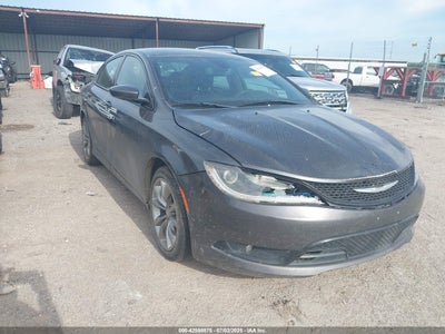 CHRYSLER 200 2015