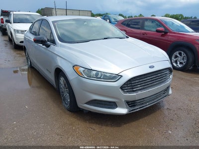 FORD FUSION HYBRID 2015