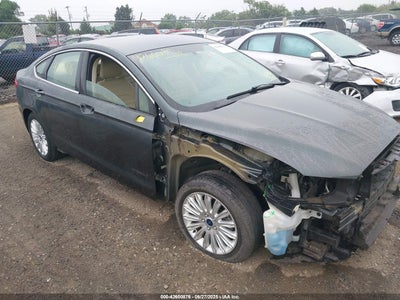 FORD FUSION HYBRID 2015