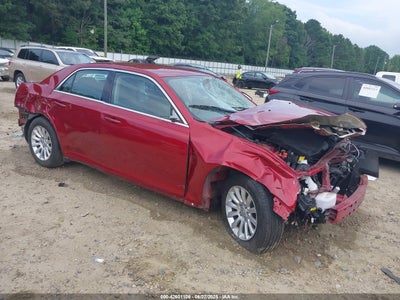 CHRYSLER 300 2012