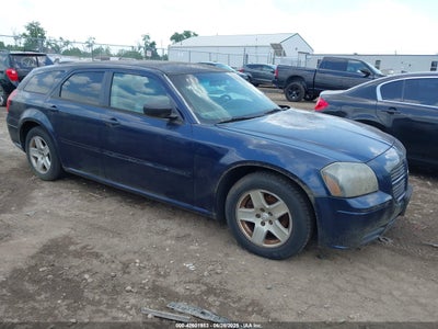 DODGE MAGNUM 2005