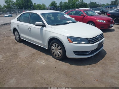 VOLKSWAGEN PASSAT 2013