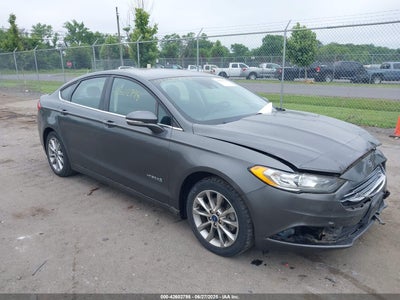 FORD FUSION HYBRID 2017