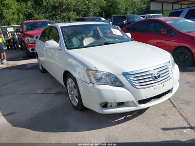 TOYOTA AVALON 2010