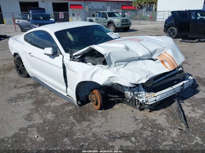 FORD MUSTANG 2016