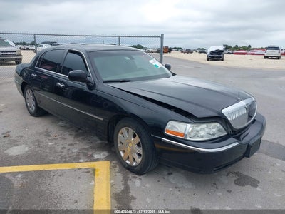 LINCOLN TOWN CAR 2003