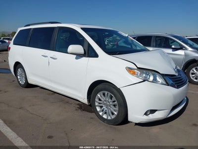 TOYOTA SIENNA 2012