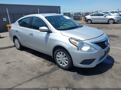 NISSAN VERSA 2019
