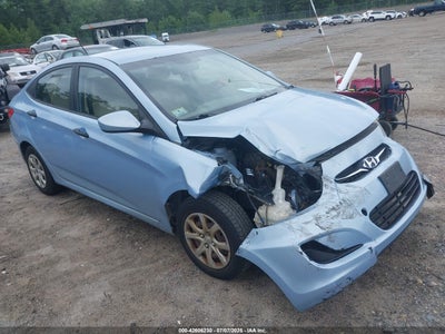HYUNDAI ACCENT 2012