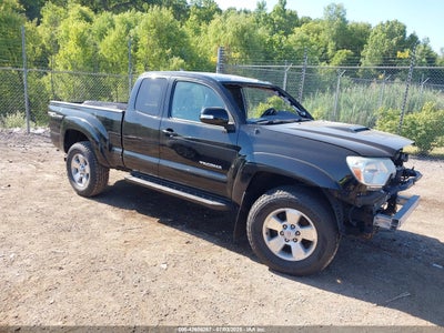 TOYOTA TACOMA 2015