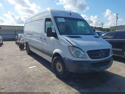 MERCEDES-BENZ SPRINTER 2500 2011