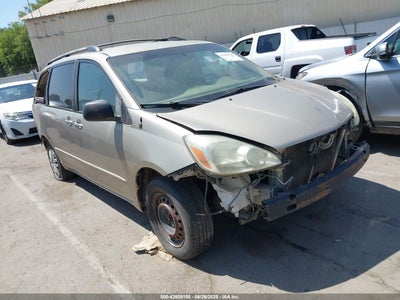 TOYOTA SIENNA 2005