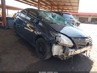 TOYOTA PRIUS 2014