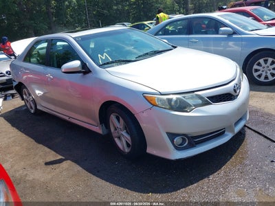TOYOTA CAMRY 2012