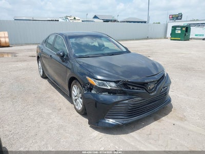 TOYOTA CAMRY 2018