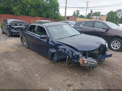 CHRYSLER 300 2013