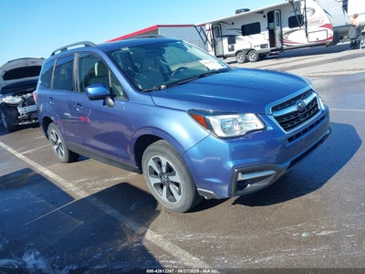 SUBARU FORESTER 2017