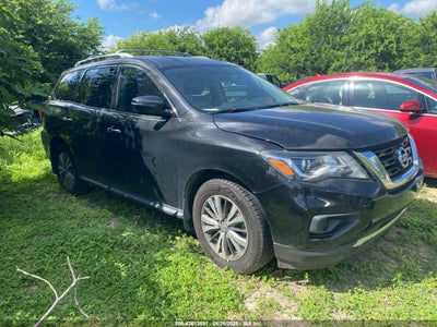 NISSAN PATHFINDER 2019