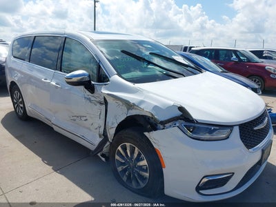 CHRYSLER PACIFICA HYBRID 2023