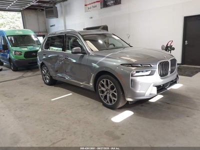 BMW X7 2025