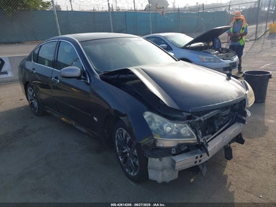 INFINITI M35 2008