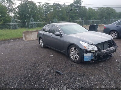 INFINITI Q40 2015