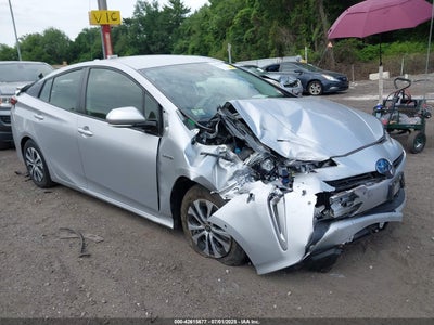 TOYOTA PRIUS 2020