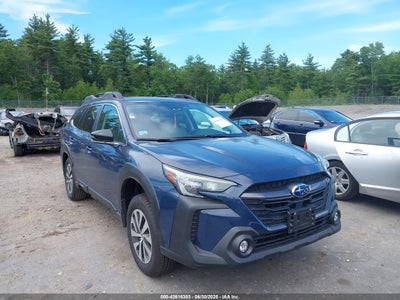 SUBARU OUTBACK 2025