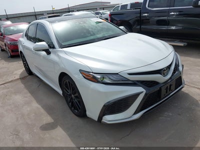 TOYOTA CAMRY 2021