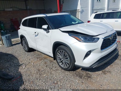 TOYOTA HIGHLANDER HYBRID 2025