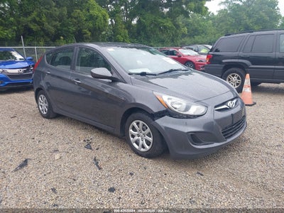 HYUNDAI ACCENT 2012