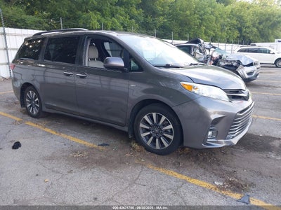 TOYOTA SIENNA 2020