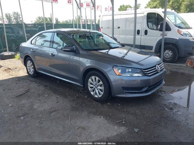 VOLKSWAGEN PASSAT 2015