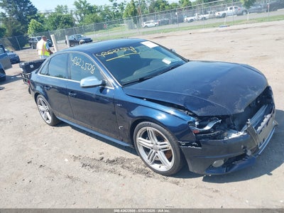 AUDI S4 2011