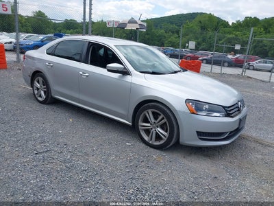 VOLKSWAGEN PASSAT 2014