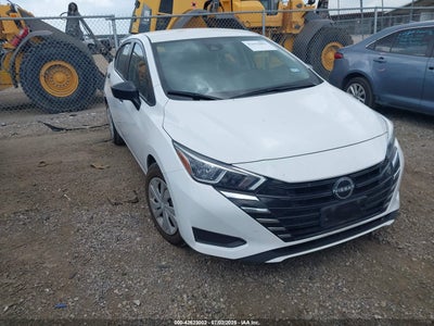 NISSAN VERSA 2023