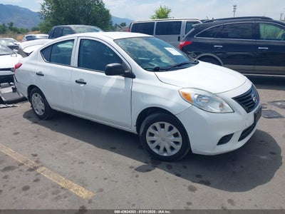 NISSAN VERSA 2014