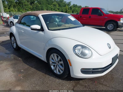 VOLKSWAGEN BEETLE 2013