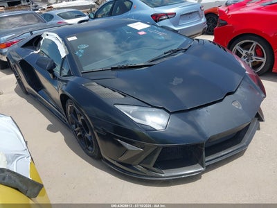 LAMBORGHINI AVENTADOR 2012