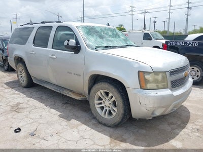 CHEVROLET SUBURBAN 1500 2011