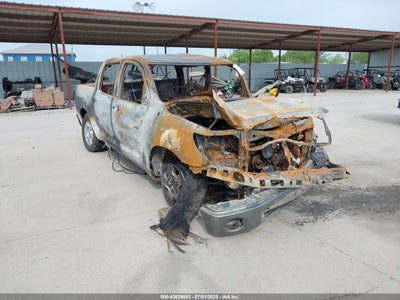 TOYOTA TUNDRA 2012