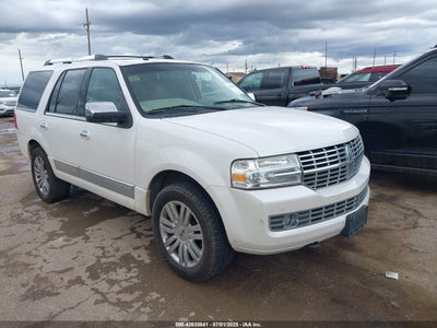 LINCOLN NAVIGATOR 2010