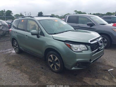SUBARU FORESTER 2017