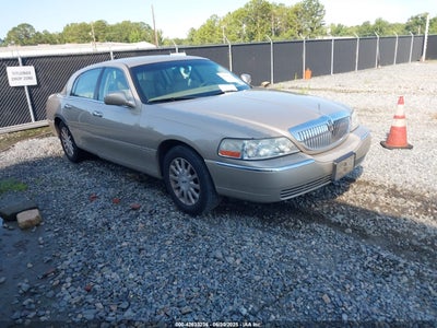 LINCOLN TOWN CAR 2007