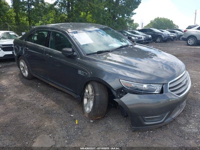 FORD TAURUS 2017